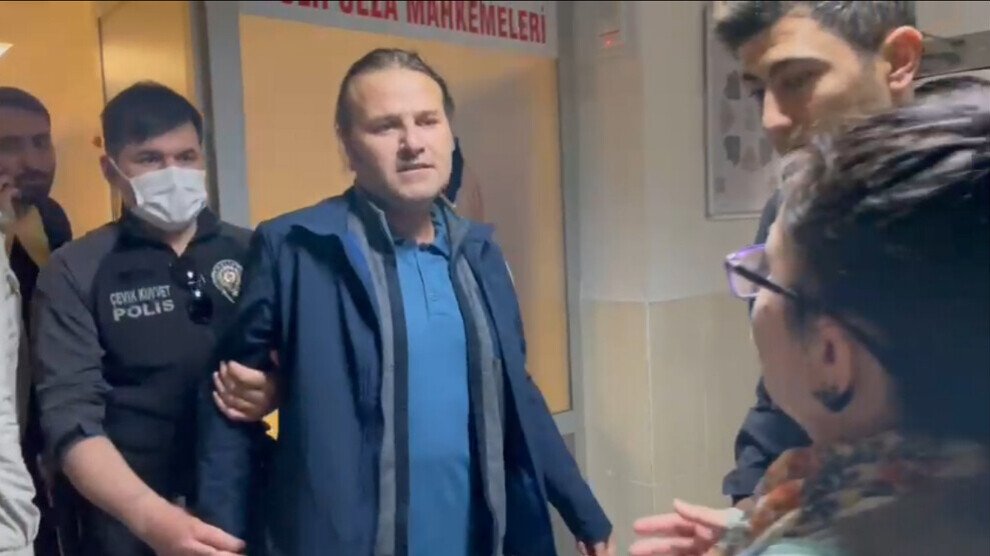 Journalisten Gök en Oruç blijven in voorarrest