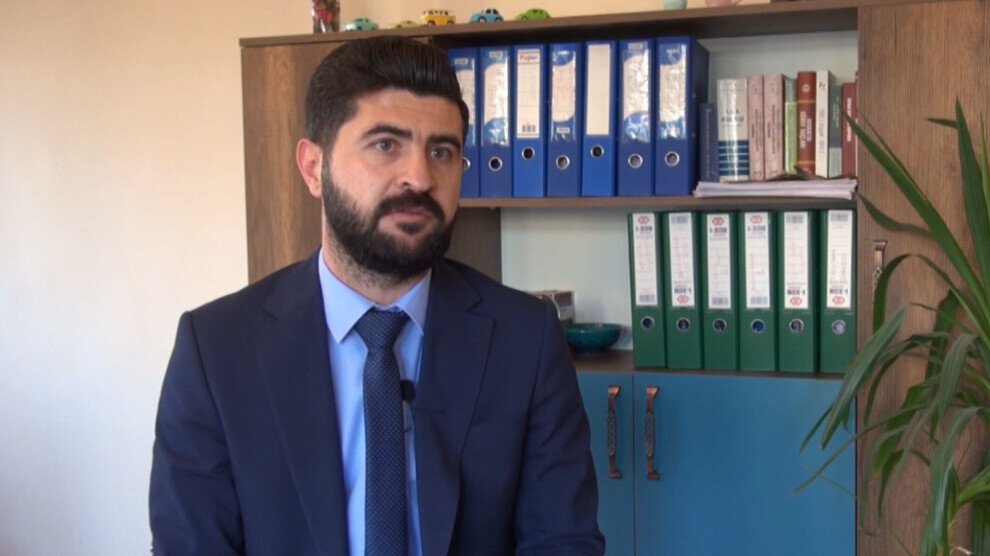 Advocaat Muğuç: Isolatie begon met ontkenning van de Koerden