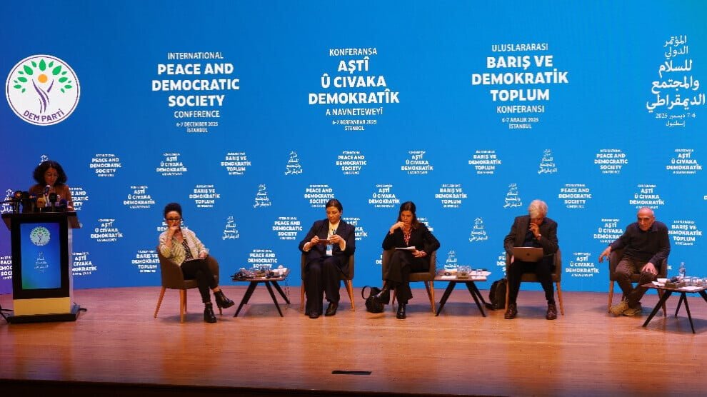 Demirtaş en Yüksekdağ sturen vredesboodschappen naar conferentie in Istanbul