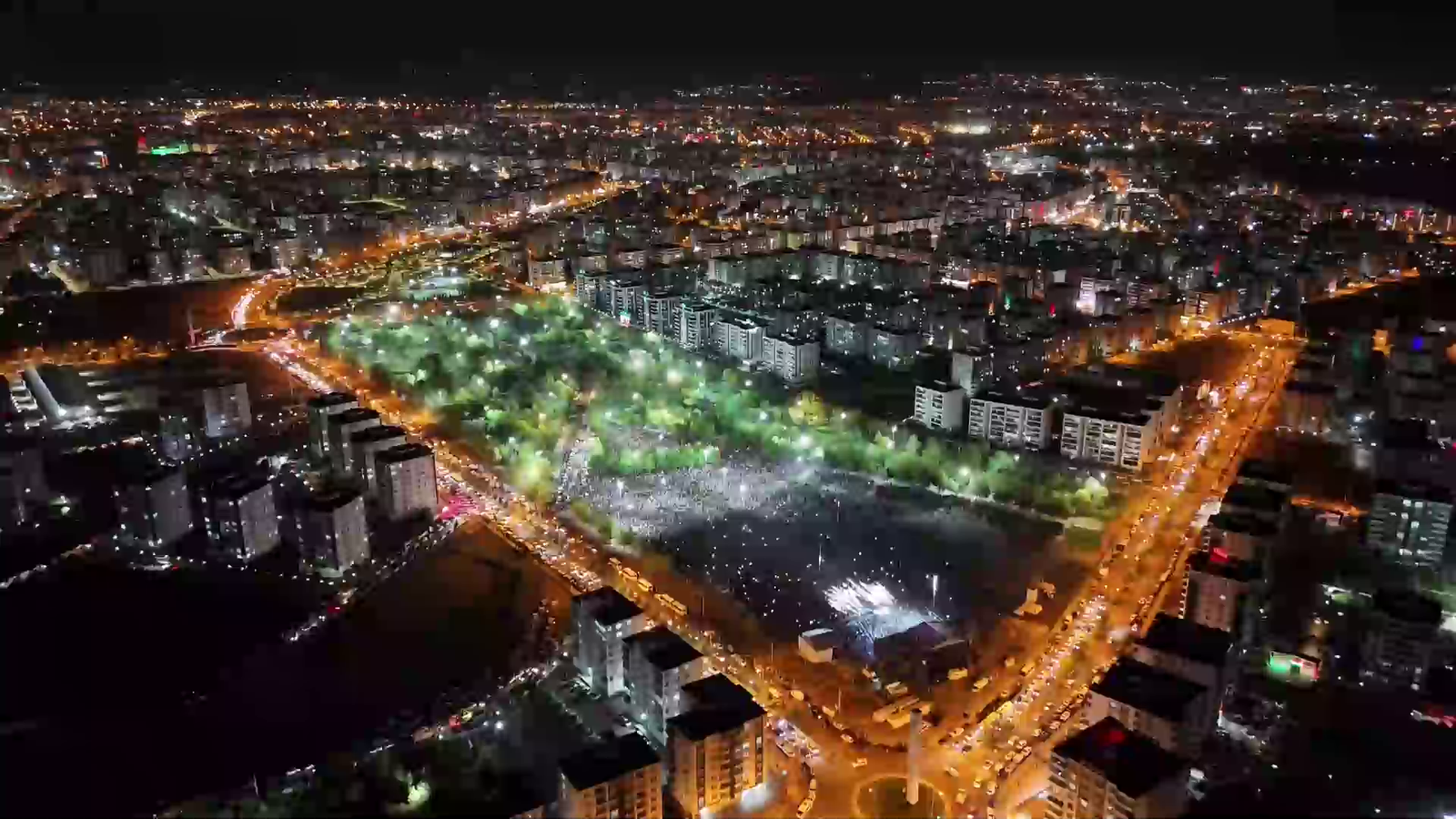 Honderdduizenden kwamen samen op het Koma Amed-concert