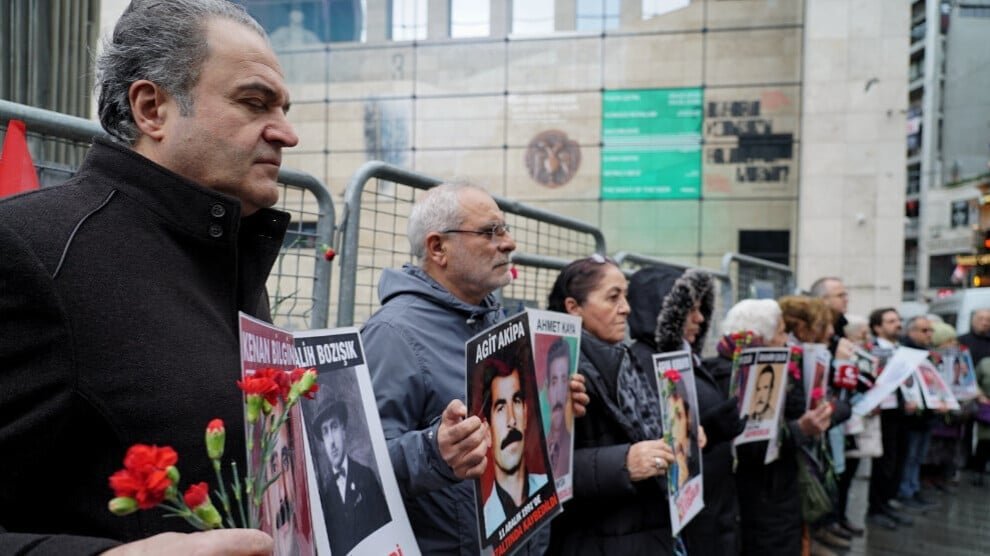 Zaterdagmoeders eisen opheldering over het lot van de verdwenen personen