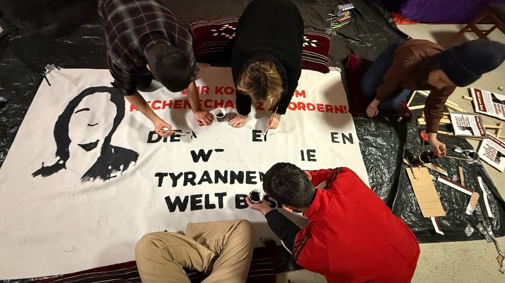 “Geen podium voor al-Sharaa” – Koerden in Duitsland bereiden zich voor op protesten