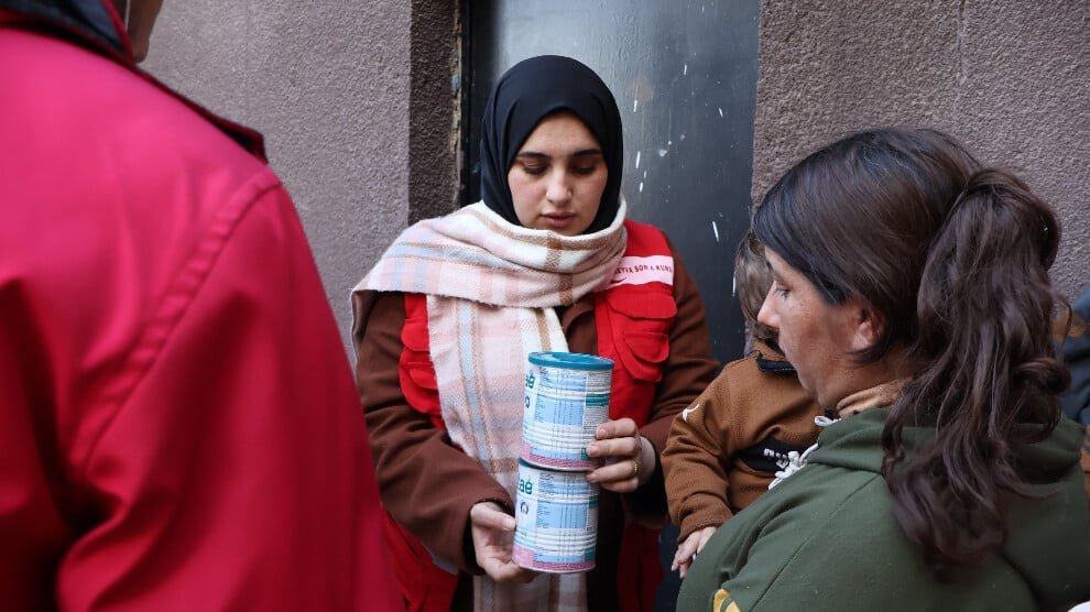 Koerdische Rode Halve Maan waarschuwt voor gezondheidscrisis onder ontheemden in Qamişlo