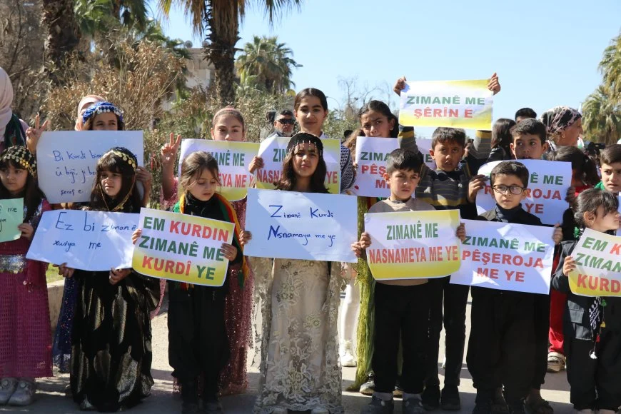 Leraren en studenten in Qamishlo: We zullen vechten tegen het verbod op onze taal