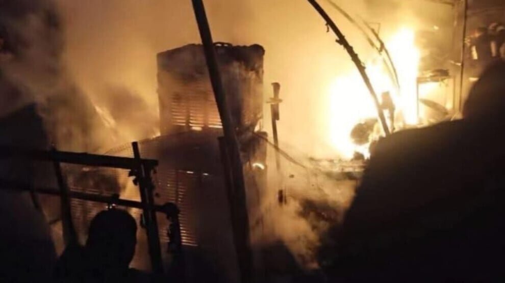 Brand in kamp voor vluchtelingen uit Shengal