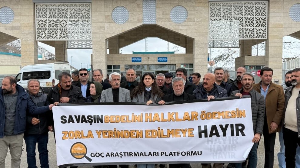 Wan: Platform waarschuwt voor nieuwe vluchtelingenstroom aan Iraanse grens