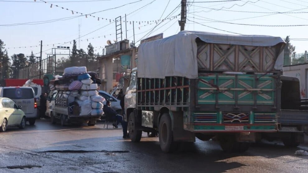 Eerste groep gedwongen ontheemden keert terug naar Afrin vanuit Qamishlo