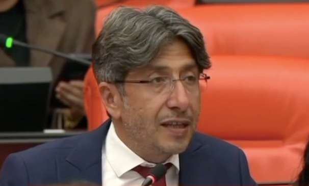 Bozan: vertrouwen in proces hangt af van politieke hervormingen