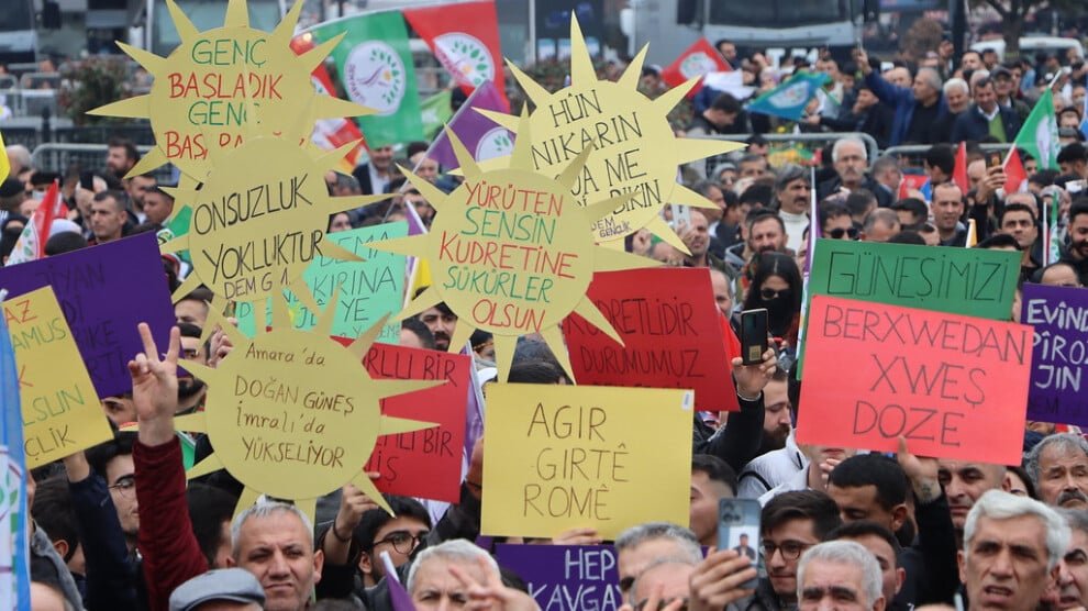 DEM-partij start proces voor conferentie over gemeentelijk zelfbestuur