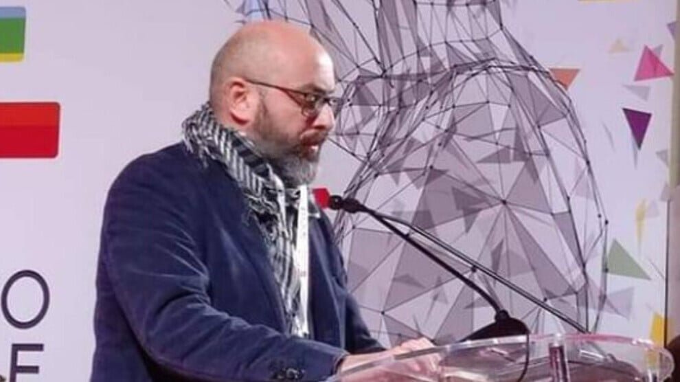 De Conca: De vrijlating van Öcalan en zijn erkenning als hoofdonderhandelaar zijn essentieel