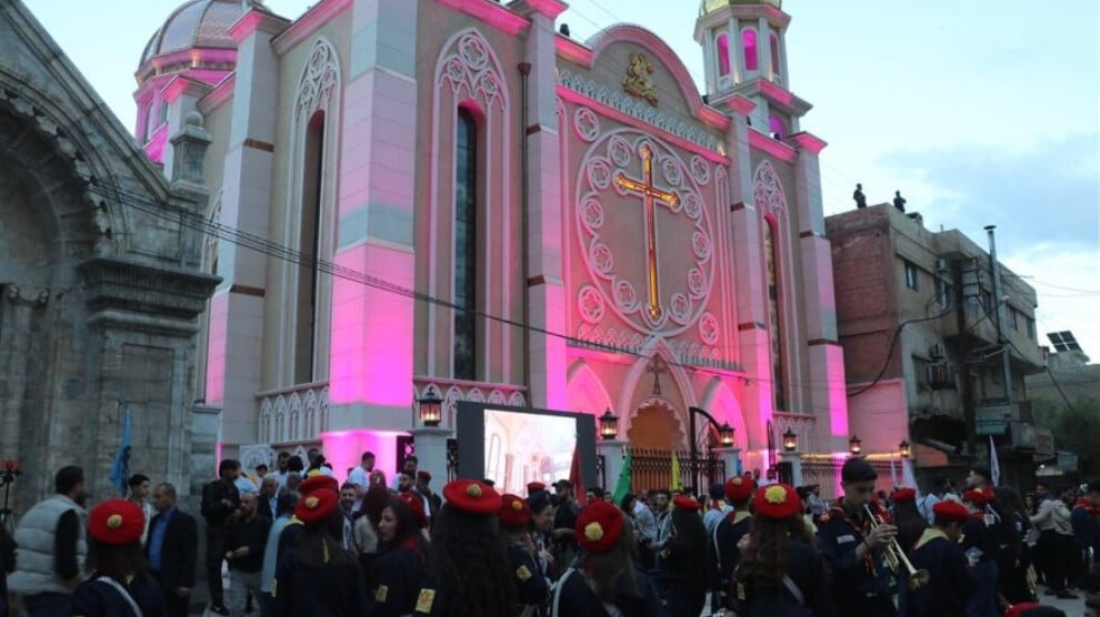 Nieuwe kathedraal voor Syrisch-orthodoxe gemeenschap ingewijd