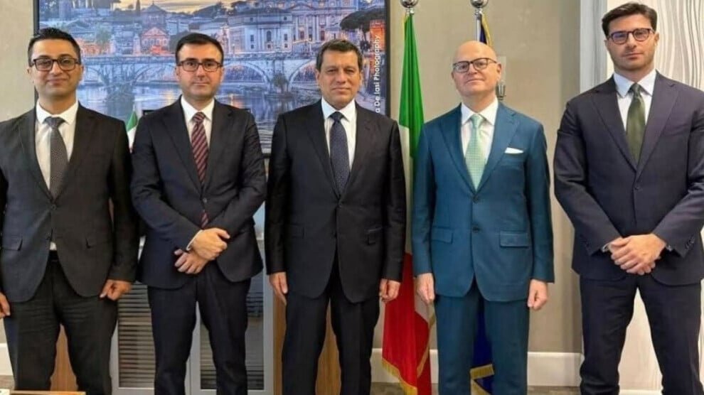 Het Italiaanse consulaat in Hewlêr ontvangt Mazlum Abdi