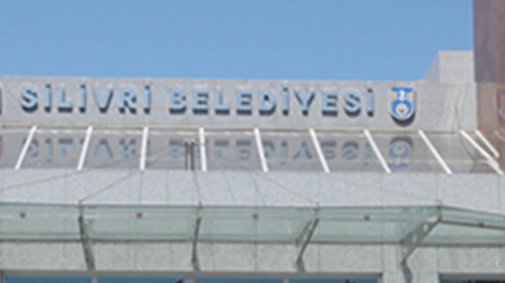 Burgemeester van Silivri samen met 17 andere personen aangehouden