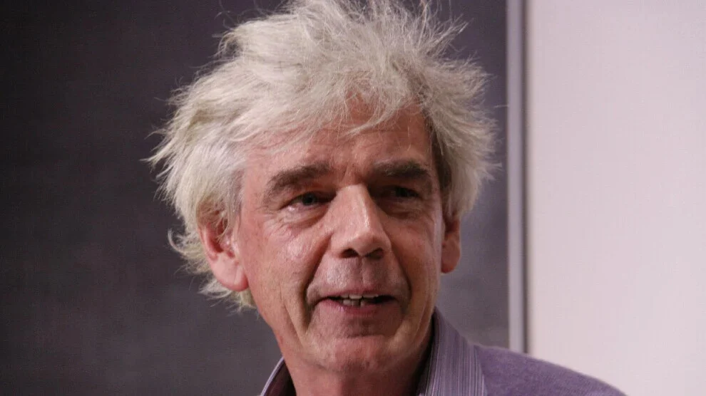 De Ierse filosoof Holloway schrijft een brief aan Öcalan: “We willen je vrij zien en je stem horen”