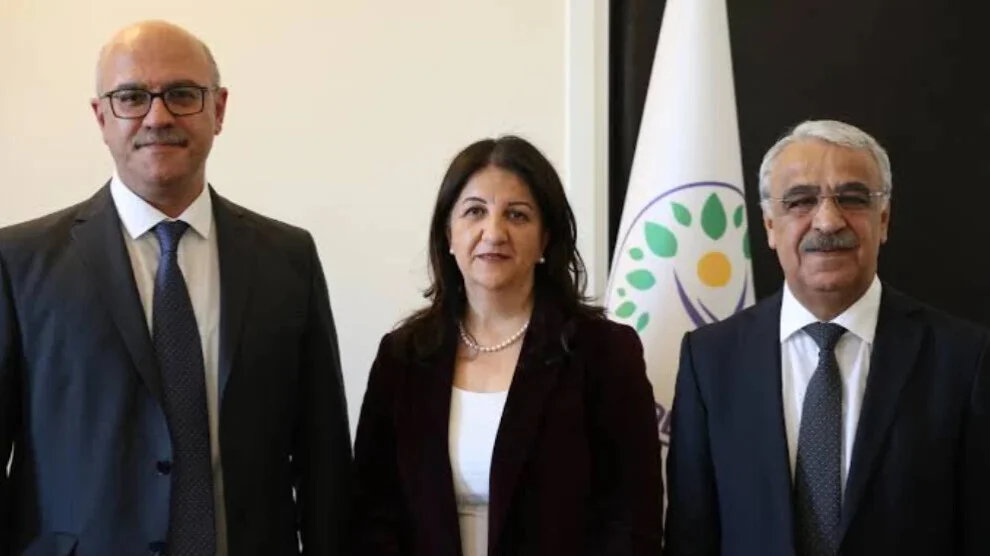 De İmralı-delegatie waarschuwt voor de geloofwaardigheid van vermeende aantekeningen van ontmoetingen met Öcalan