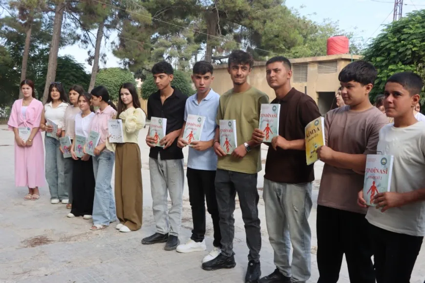 Leerlingen in Kobani weigeren naar school te gaan uit protest tegen besluit van het ministerie van Onderwijs