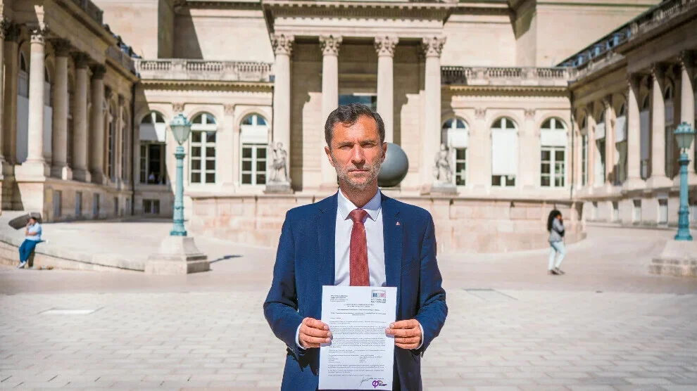 Frans parlementslid dient officieel verzoek in om Öcalan te bezoeken
