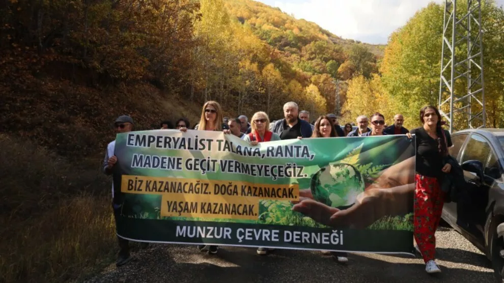 Protest in Dêrsim tegen de plundering van de natuur
